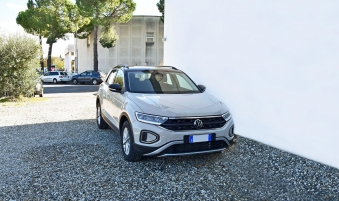 Volkswagen T-ROC cvt e manuale